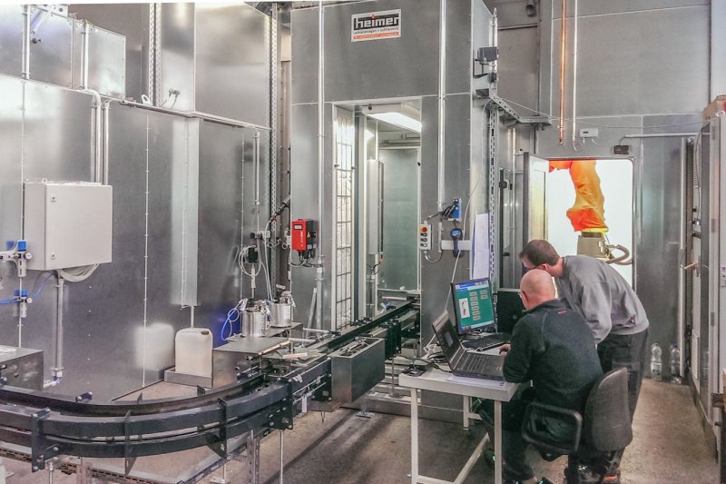 Montage Kunststoff Lackieranlage